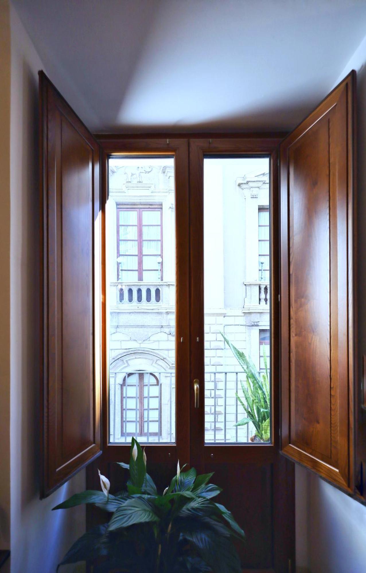 Cataneasy Rooms Luaran gambar