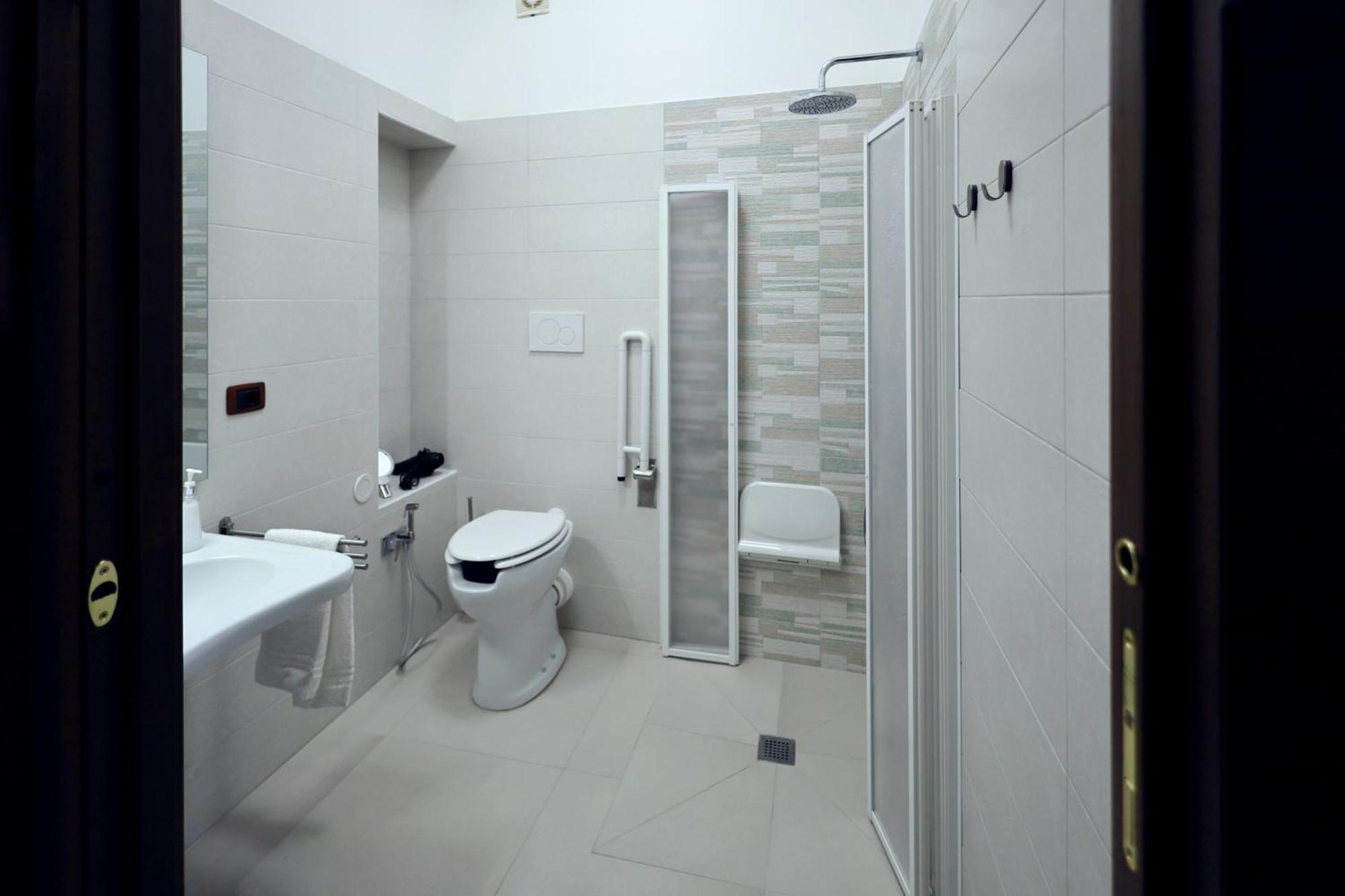 Cataneasy Rooms Luaran gambar