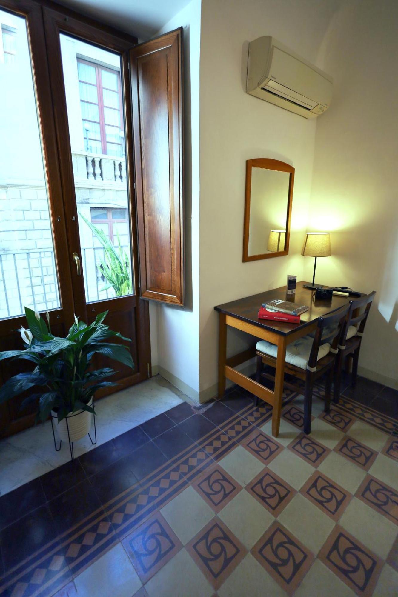 Cataneasy Rooms Luaran gambar