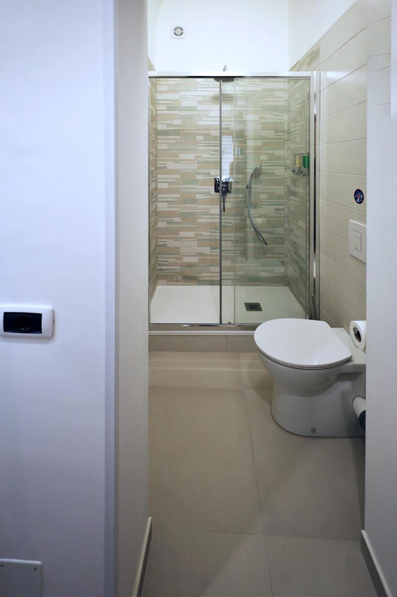 Cataneasy Rooms Luaran gambar