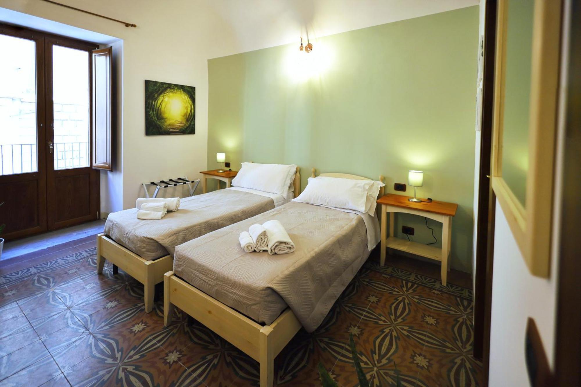 Cataneasy Rooms Luaran gambar